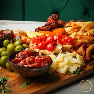 Tagliere Quartieri Spagnoli