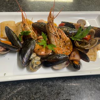 Paccheri allo scoglio