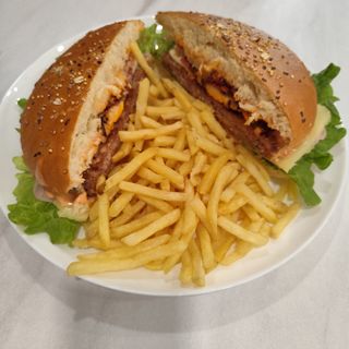 Hambúrguer Big Mansão com Batata Frita