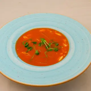 Supa de rosii cu gnocchetti sardi