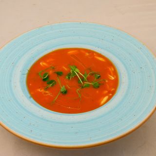Supa de rosii cu gnocchetti sardi