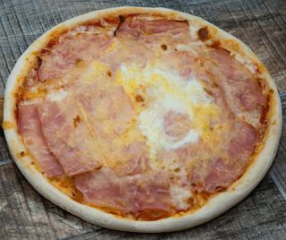 Pizza Carbonara