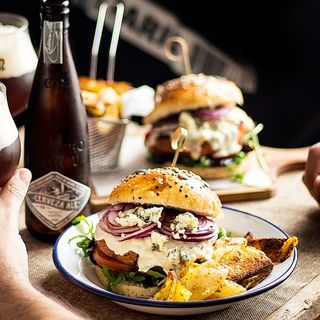 HAMBURGUESA BLUE CHEESE