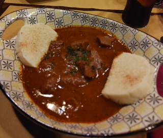Gulas s knedliky