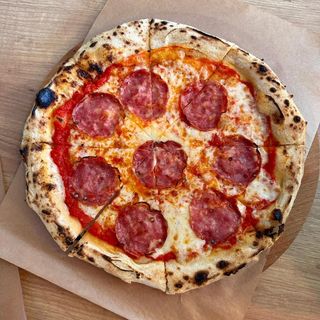 Pizza Salame 