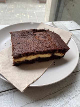 Dark White Chocolate Brownie