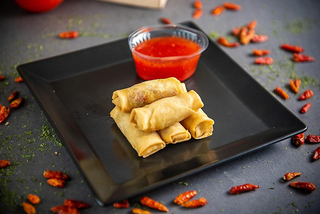 Mini chicken spring rolls