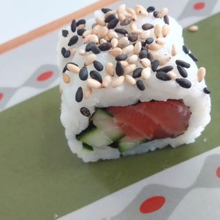 California Salmão Pepino 8 Unidades