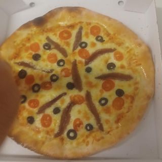 Pizza de Anchoveta
