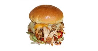 Brioche Cheese Chicken + пържени картофки (300г)