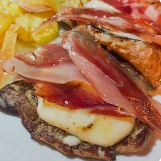 Presa ibérica con jamón