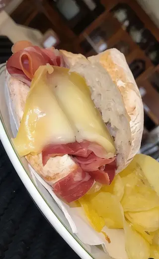 Sandes de Presunto com Queijo e Batata