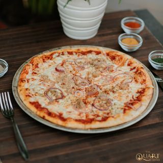 Pizza Al Tonno