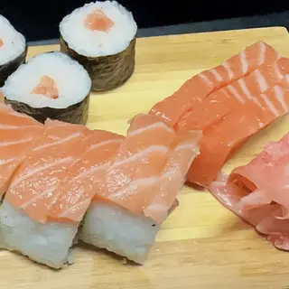 123. Shushi bandeja