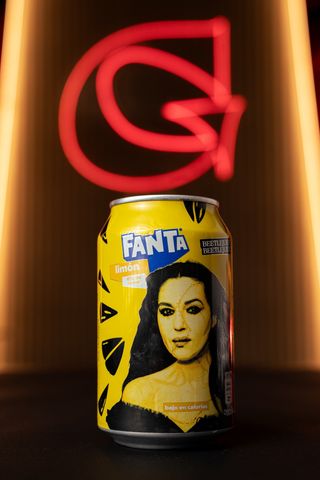 Fanta limón lata 330ml.