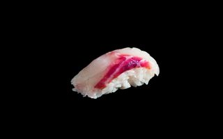 N4. Nigiri suzuki - 2 pezzi