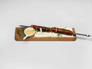 Kielbasa Śląska z grilla węglowego