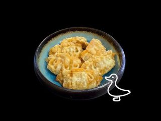 Pierogi Gyoza z Kaczką + sos Spicy Mayo