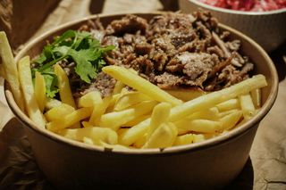 Kaczka BBQ Teriyaki z frytkami (XL)