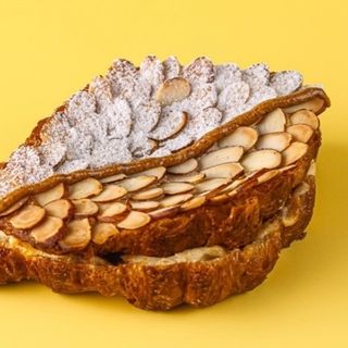 Мигдалевий круасан