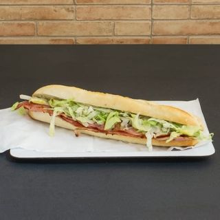 Bocata De Bacón Tomate Y Lechuga