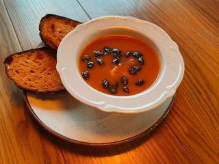 Гарбузовий суп з креветками в азійському стилі (250/50g)