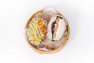 Суші - Бургер з лососем