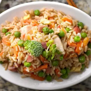 ARROZ CON POLLO Y VERDURA