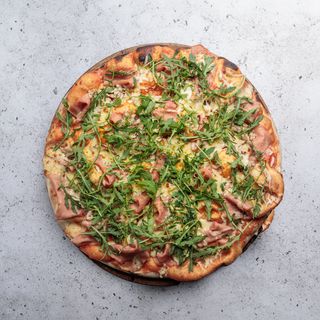 Pizza Capricciosa sa rukolom 33cm