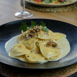 Cuore De Pera Y Gorgonzola