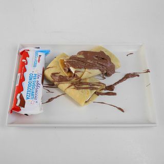 Crepès kinder fetta al latte