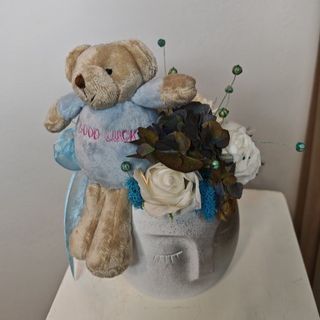 Aranjament cu urs albastru