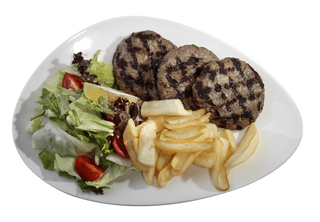 Телешки кюфтета с гарнитура (300г)