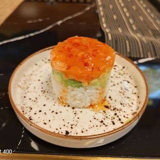 76-Tartar de salmón