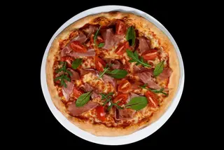 Пицца Прошутто крудо/ Pizza Prosciutto crudo