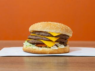 Maxi cheesburger - menù