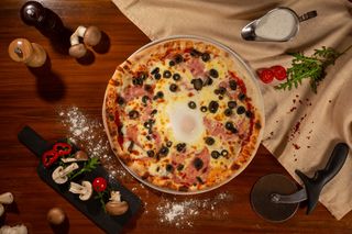 Pizza Bismark Ø 32cm