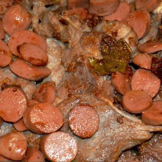 Costeletas à Salsicheiro + Sopa 