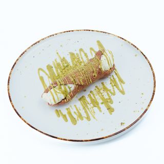 Cannolo pistacchioso