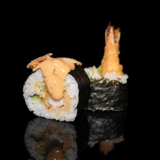 Futomaki Tiger roll