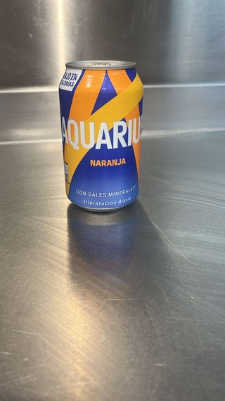 Aquarius naranja lata 33CL