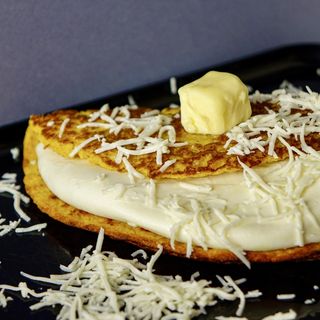 Cachapa con queso de mano 