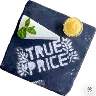 Торт з білого шоколаду з пюре Манго (150/30г)