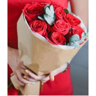 წითელი ვარდები (10ც)