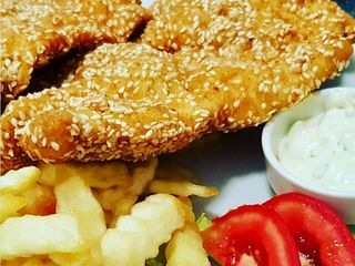 Pileće belo meso u susamu