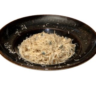  Паста Куатро формаджи