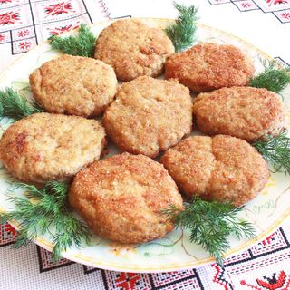 ქათმის კატლეტი ბრინჯის გარნირით ( ულუფა)