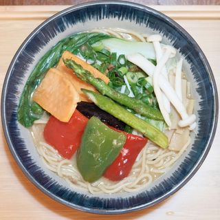 R14. Veggie Miso Ramen