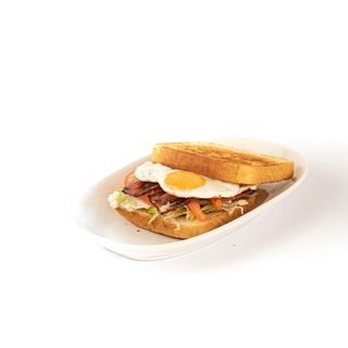 Sandwich BLT Huevo