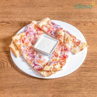 Baghete cu bacon, ceapa rosie si branza de burduf